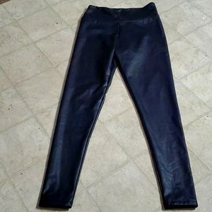 Black Faux Leather Wet Look Legging size Medium